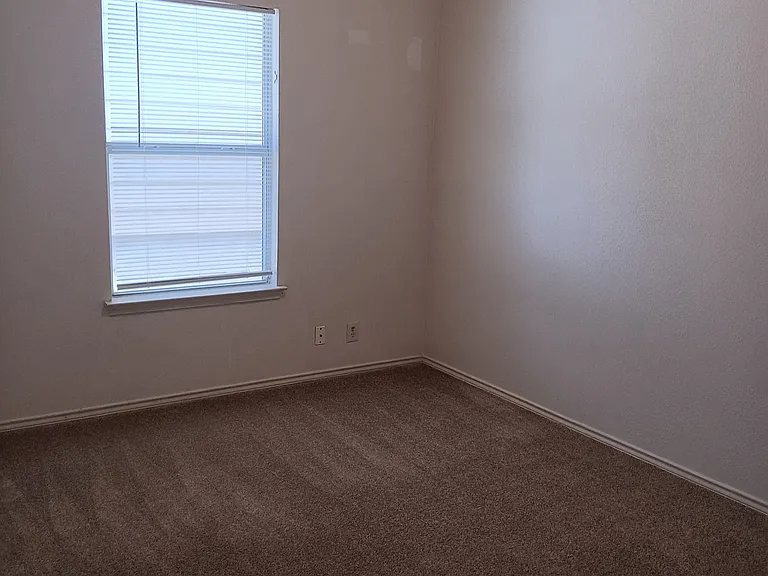 5551 Painter Grn — Photo 22
