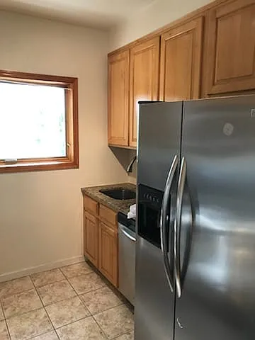 3100 Harding Ave — Photo 3
