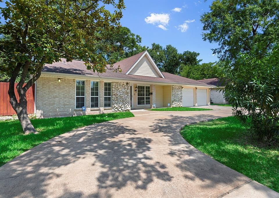 1st image of 14419 Woodforest Blvd
