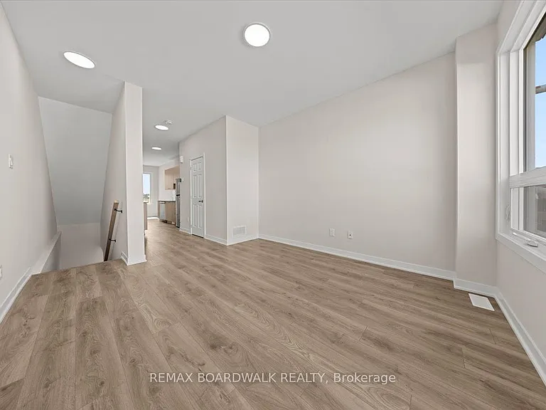 243 Lamarche Ave — Photo 12