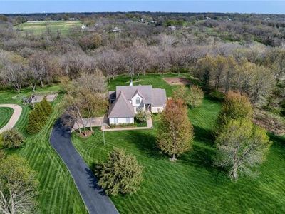 17305 S Allendale Dr, Belton, MO, 64012