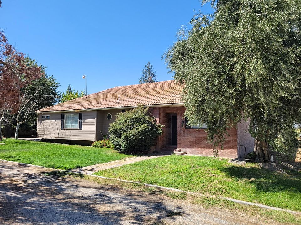 1st image of 21636 Avenue 18 1/2