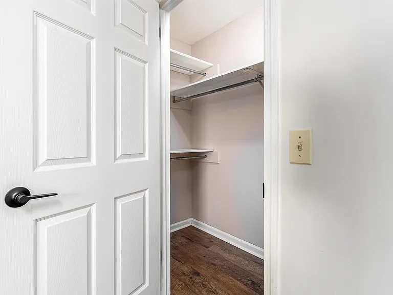 164 Hillside Dr — Photo 16