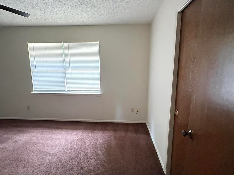 109 Gettysburg Cir — Photo 11