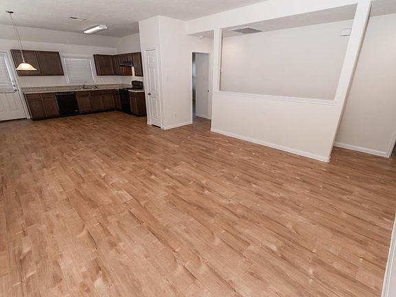 3rd image of 3027 Aspen Mdw
