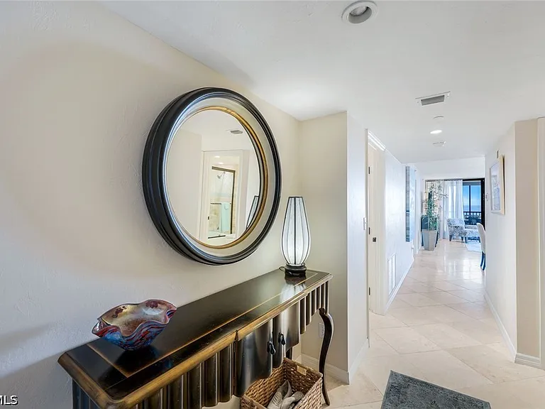 26235 Hickory Blvd #7C — Photo 4