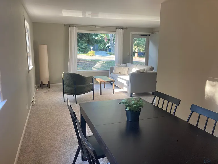 S Spruce Dr — Photo 3