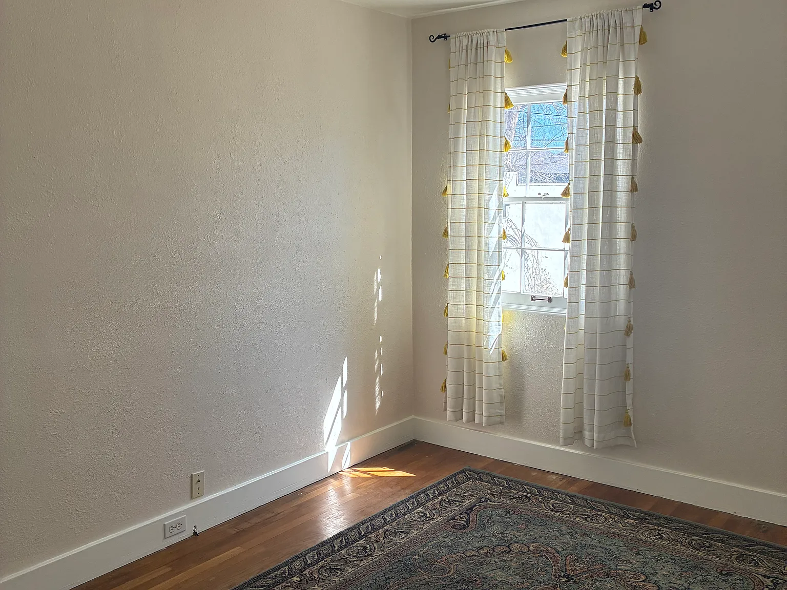 2 bed, 1037 sqft, $650 — Photo 3