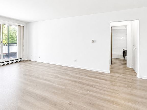 2nd image of 9807 S Karlov Ave APT 212