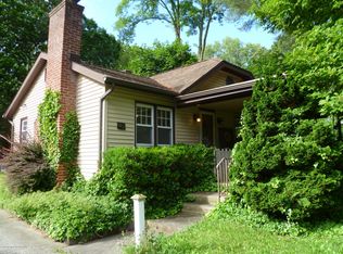 82 Squankum Rd, Tinton Falls, NJ 07724