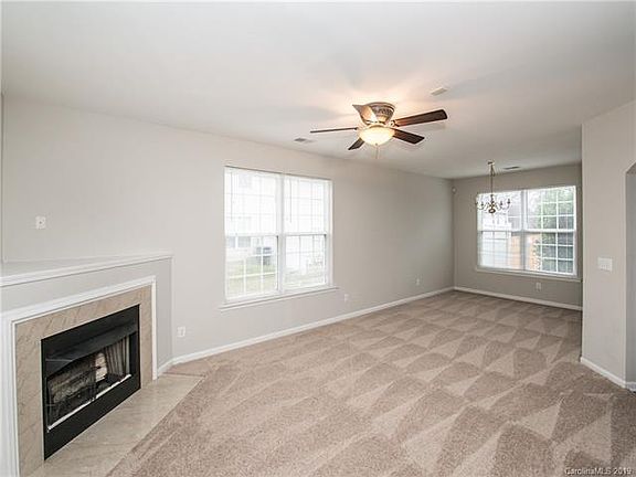 5th image of 7535 Abigail Glen Dr