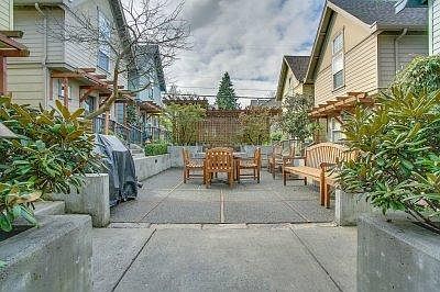 1st image of 6318 5th Ave NE APT D