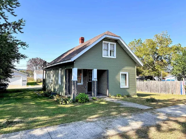 1013 South Beaumont Road, Prairie Du Chien, WI 53821