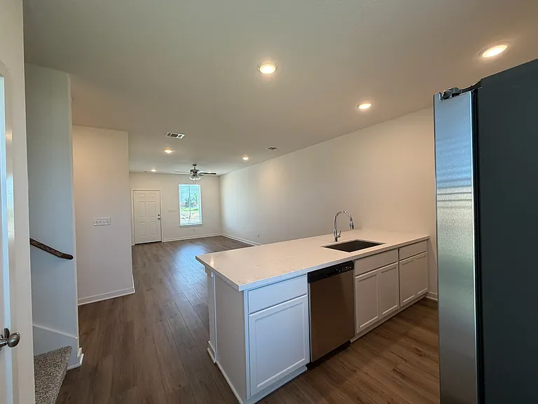 10661 Berry Branch Ln — Photo 7