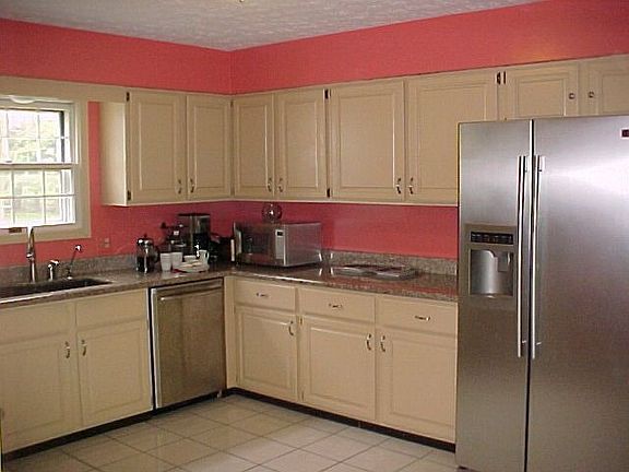 3rd image of 1785 Stoney Hill Dr