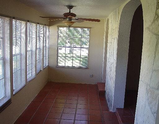 4th image of 315 W SKYVIEW DR W