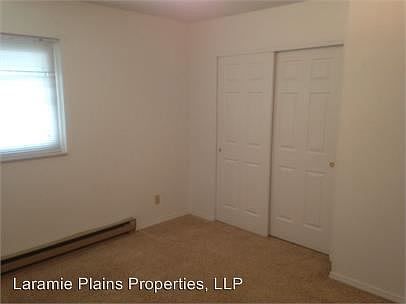4th image of 668 N 13th St #8409591