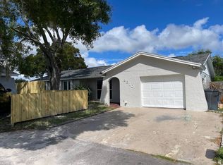 8510 Wilding Ct, Tampa, FL 33634