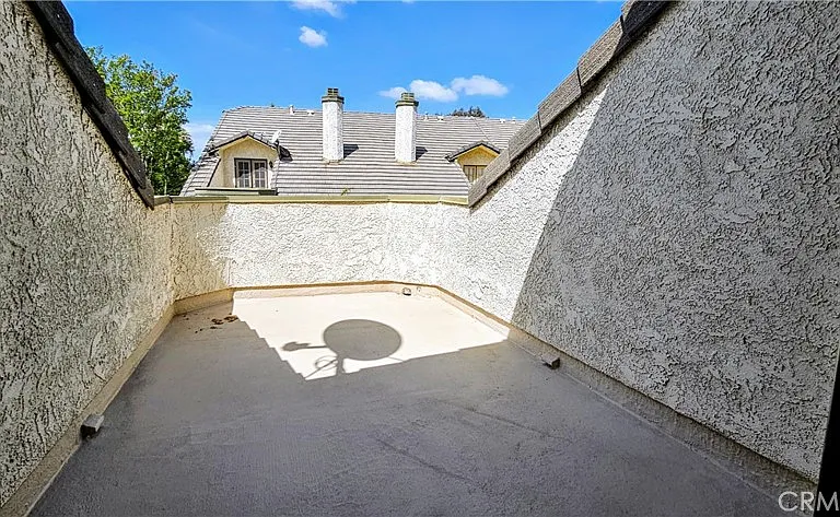 976 W Arrow Hwy — Photo 20