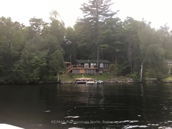 1027 Dow Trl, Dysart Et Al, ON K0M 1S0