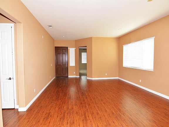 2nd image of 11190 Dandelion Ln