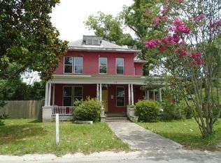 1110 Elizabeth St, Waycross, GA 31503