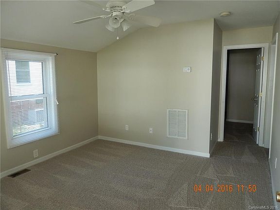 2nd image of 1613 Cole St