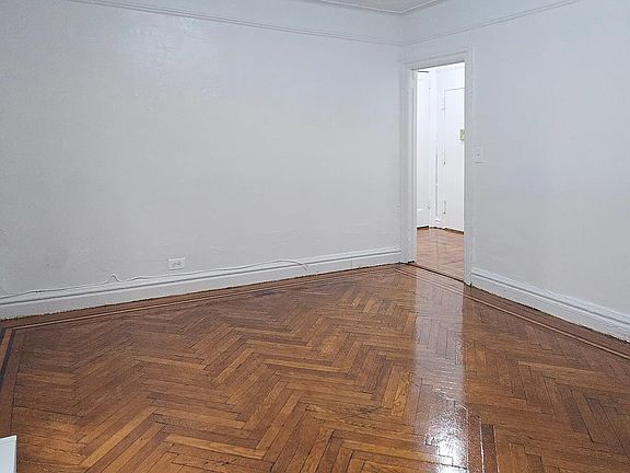 3rd image of 721 Walton Ave APT A12