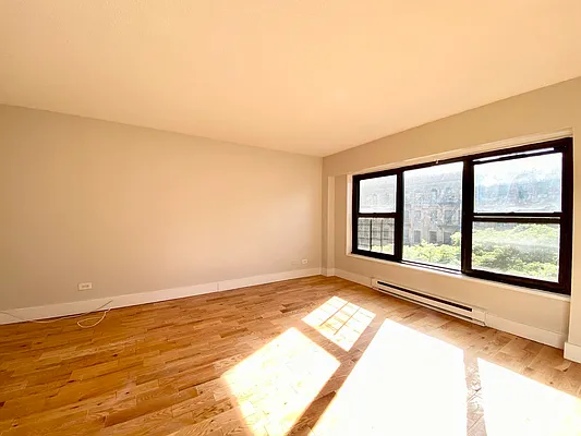 Rented by Bruma Realty LLC | media 10