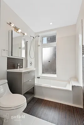 Rented by Garfield Realty  | media 14