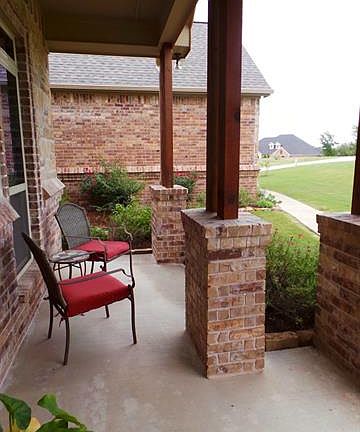 3rd image of 119 Harvestwood Ln