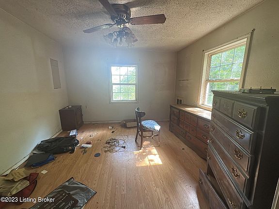 2nd image of 1176 Dials Branch Blvd