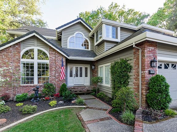 2nd image of 2204 Ellesworth Pl