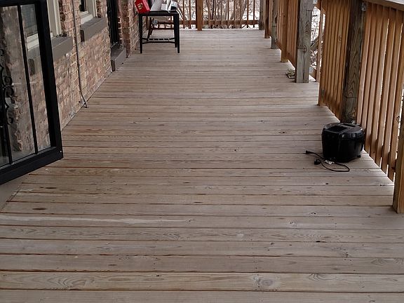 4th image of 6339 S Woodlawn Ave APT 1