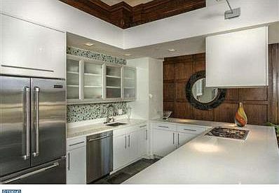 1st image of 111 S 15th St Penthouse P301