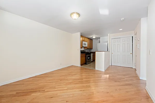 Rented by Douglas Elliman | media 21