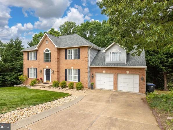 106 Huntington Hills Ln, Fredericksburg, VA 22401