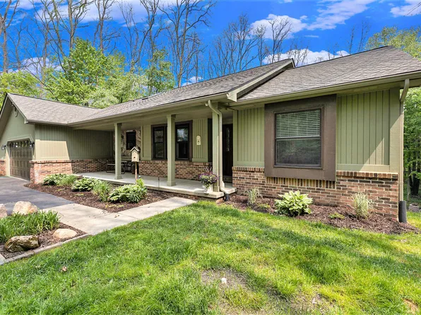 1715 Madsen Dr, Ortonville, MI 48462