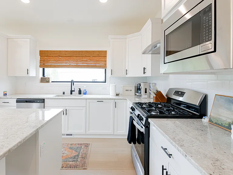 126 Brooklyn Cir — Photo 25
