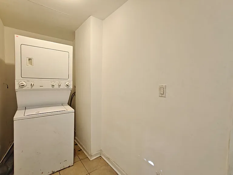 2623 N Jessup St — Photo 3