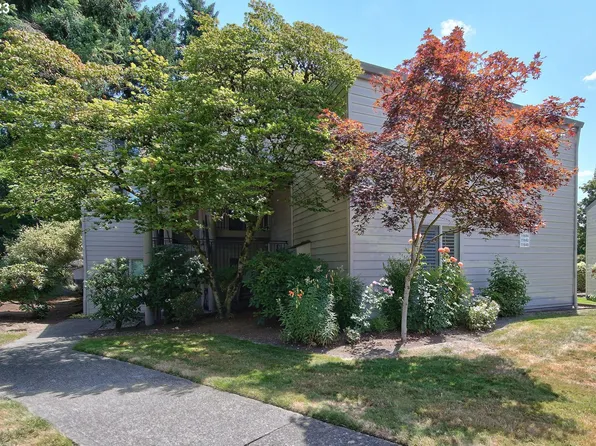 11642 SW Boones Bend Dr, Beaverton, OR 97008