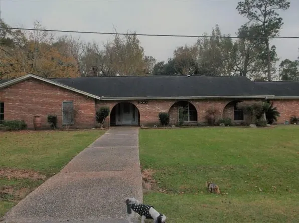 200 Greenwood Dr, Beaumont, TX 77705
