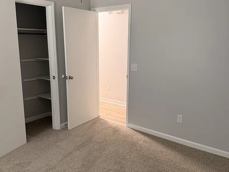 1006 Ridgeland Dr — Photo 7