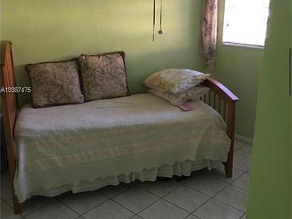 4th image of 1671 NE Miami Gardens Dr APT 148