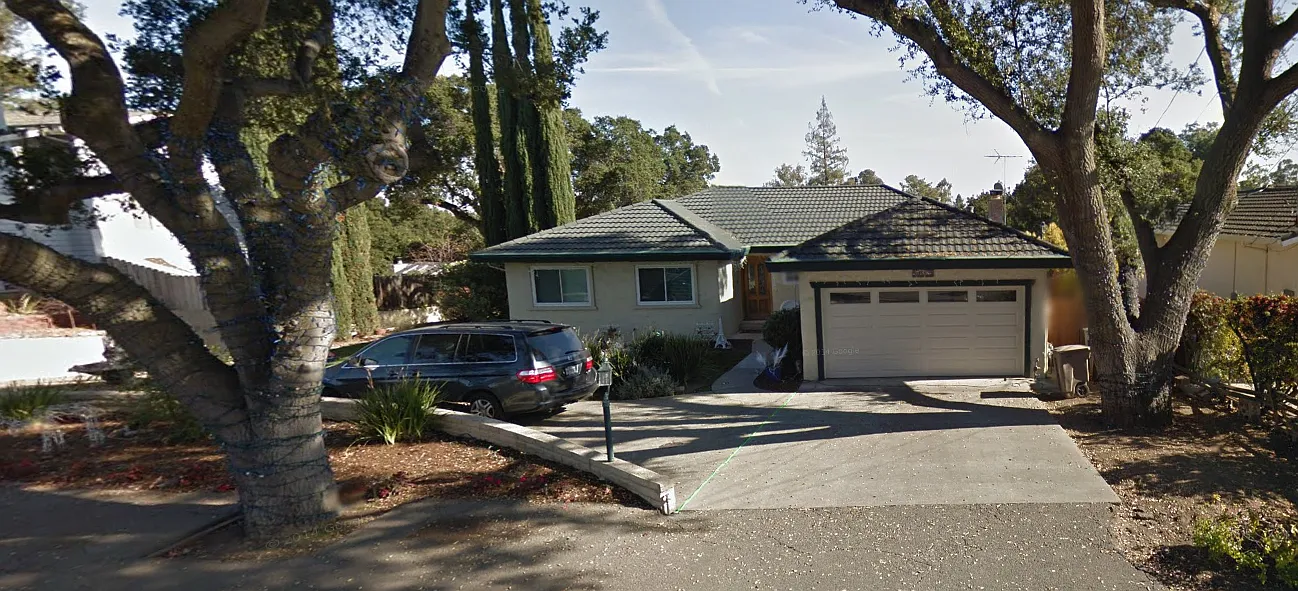 10380 Scenic Blvd photo 1
