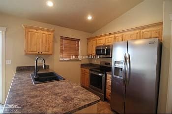 2nd image of 1262 N Stevens Dr