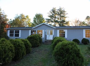 1444 S Sullivan Rd, Ravenna, MI 49451