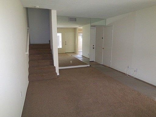 4th image of 1719 N Willow Woods Dr Unit B