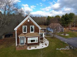 65 County Rd, Plympton, MA 02367