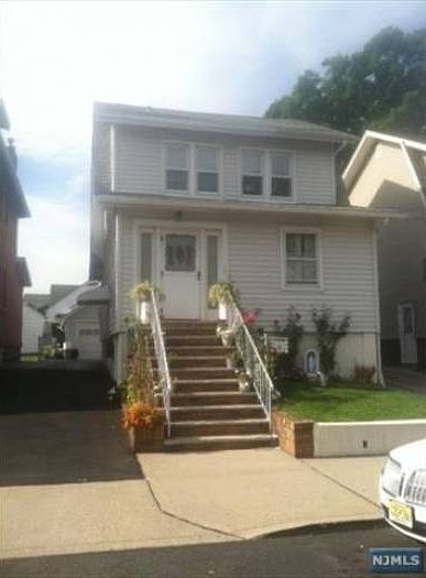 1st image of 366 Lincoln Ave